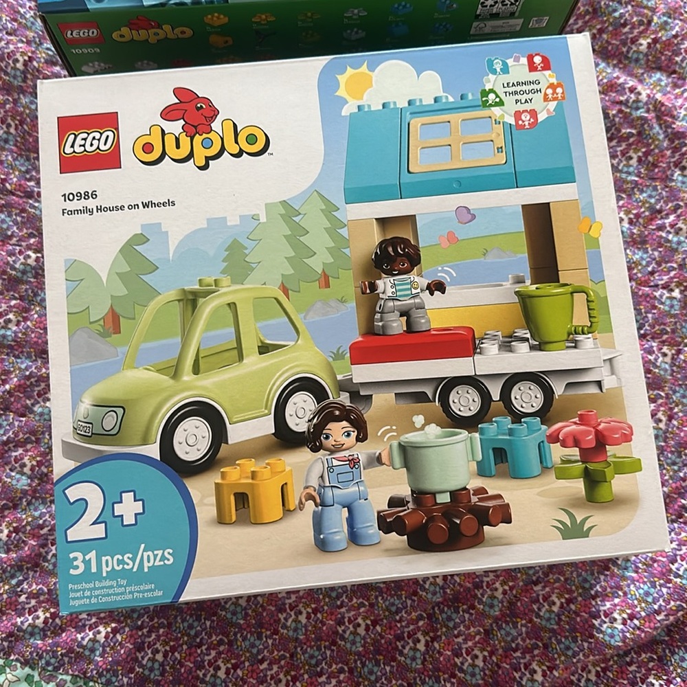 New Duplo Lego Kits Toddler Toys Family House on Wheels Heart Box Loose Bricks - Picture 2 of 9